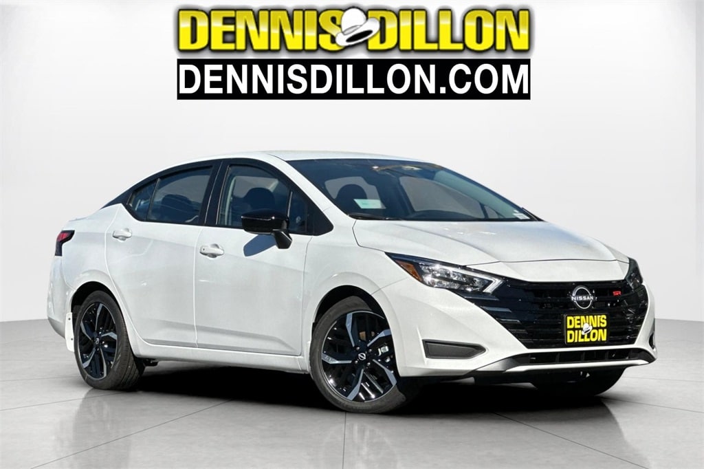 New 2025 Nissan Versa 1.6 SR Sedan