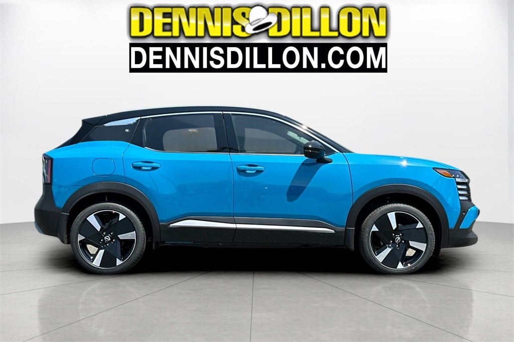 New 2025 Nissan Kicks SR SUV