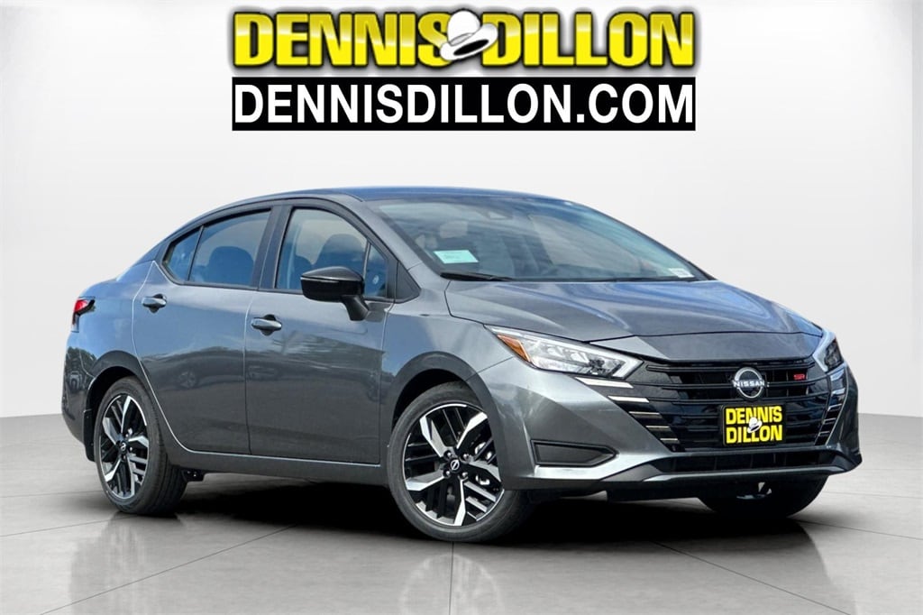 New 2025 Nissan Versa 1.6 SR Sedan