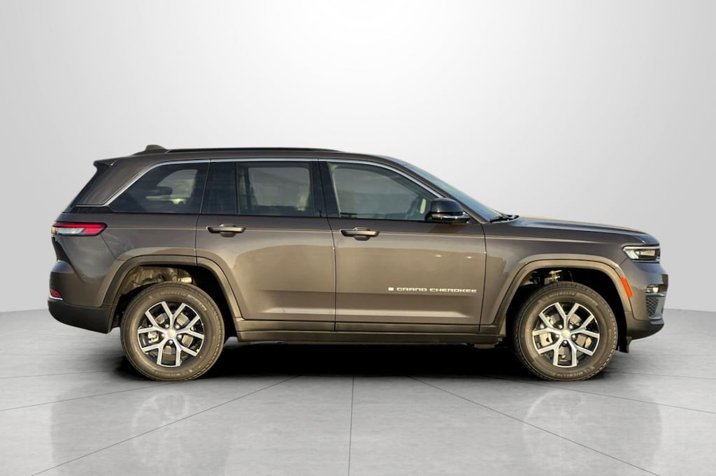 New 2025 Jeep Grand Cherokee LIMITED 4X4 Sport Utility